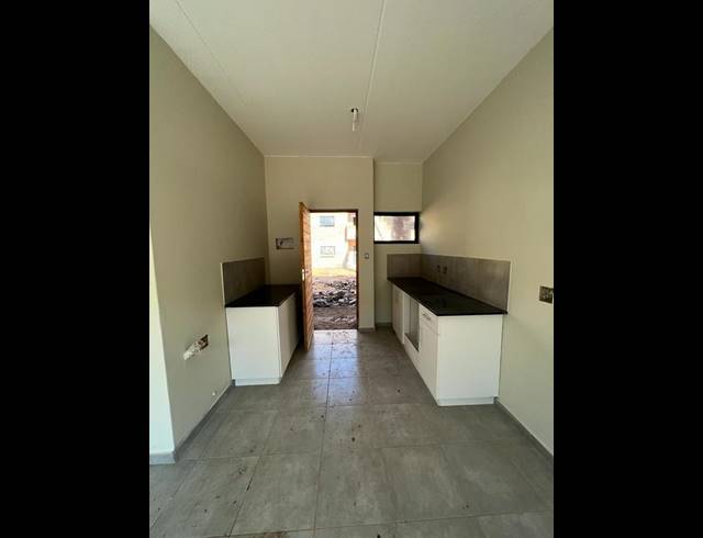 2 BEDROOM PROPERTY TO RENT IN KATLEHONG SOUTH